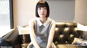 みつき23歳　清楚系Ｅカップ巨乳スレンダー美女に大量中出し