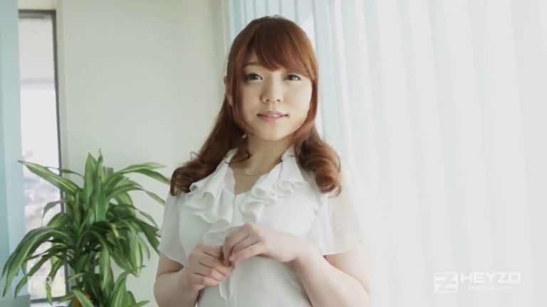 Japanese Cute Girl Motoyama Mari Sucking Fan Photo Telegraph